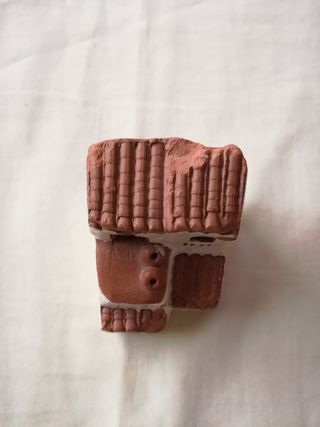 Casita artesanía de España de barro miniatura