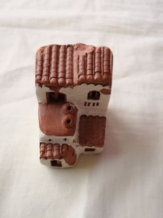Casita artesanía de España de barro miniatura