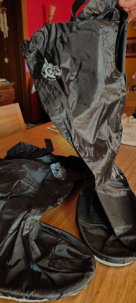 sovrascarpe Michelin antipioggia per moto