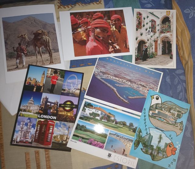 postales y tarjetas