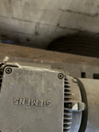 bomba agua motor Siemens 380