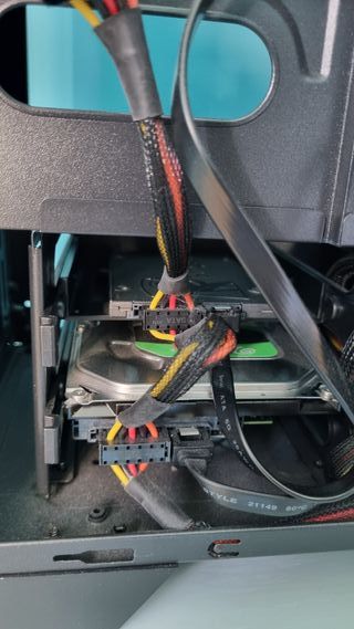 PC Gaming RTX 2060 Ryzen 5 24G RAM 256G SSD 1T HDD