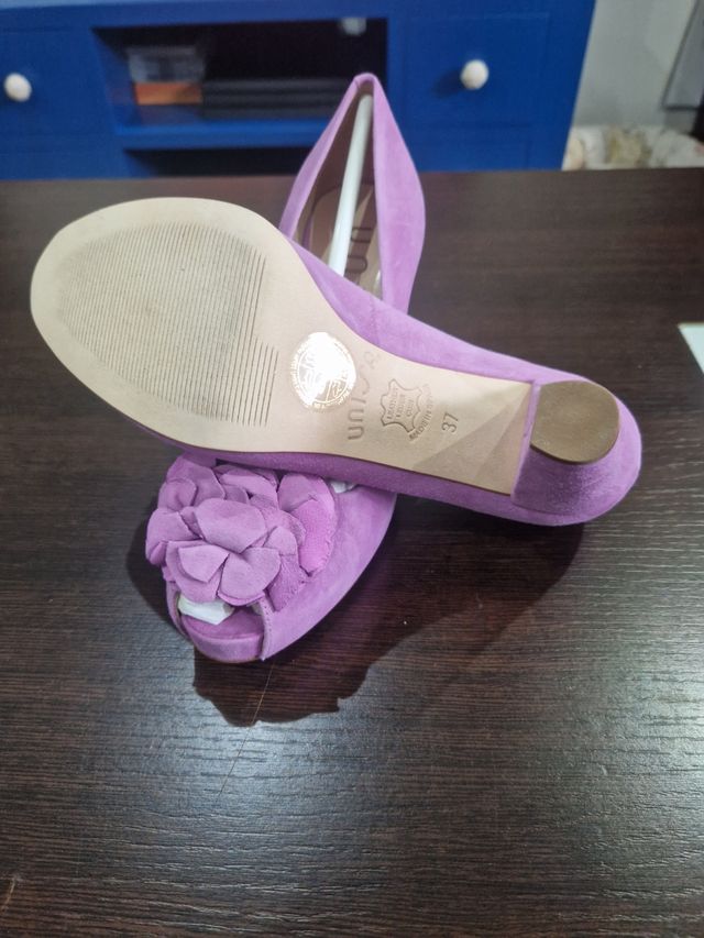 Zapatos de piel N°37. Sin estrenar