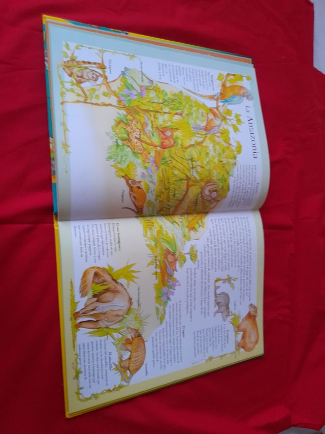 ATLAS ilustrado de los ANIMALES