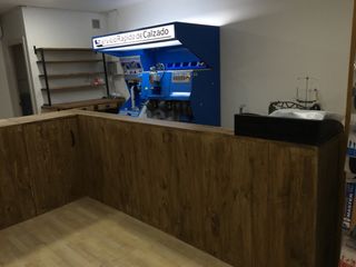 TRASPASO NEGOCIO EN PLENO FUNCIONAMIENTO!!