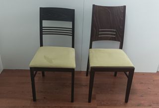 2 SILLAS DE MADERA a 20 e