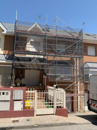 Alquiler de andamio  642120595 Jorge