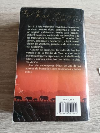 Libro Bajo el sol de Kenia. Barbara Woods