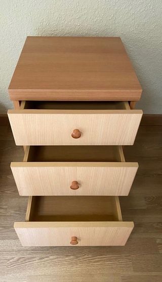 Mueble cajonero/ Mesilla