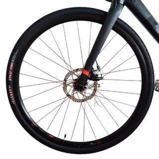 Cube Nuroad Bicicleta Gravel Tiagra 10 velocidades