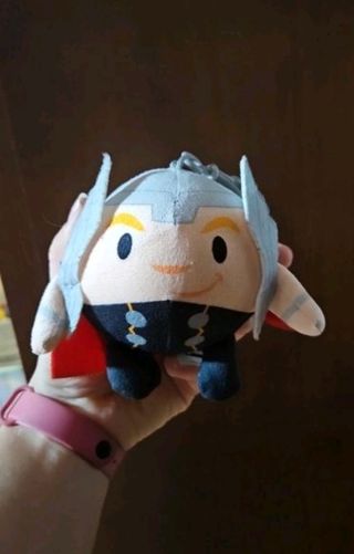 LOTE‼️2 SUPERHÉROES PELUCHE LLAVERO