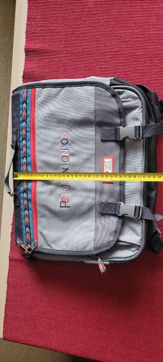 Mochila pepe jeans con zona acolchada