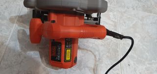 Sierra circular black decker laser