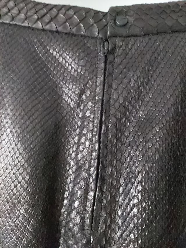 Gonna in materiale naturale