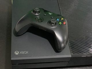 xbox One 500GB + tríals Rising