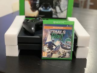xbox One 500GB + tríals Rising