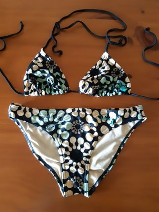 Bikini + Pareo Roxy Mujer 