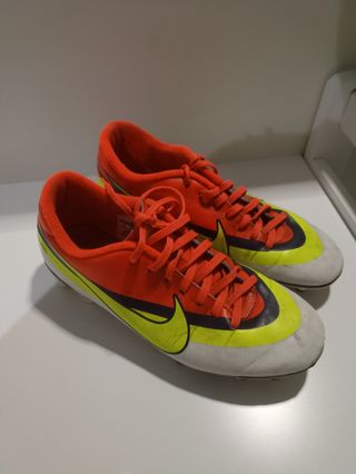 botas de fútbol nike CR7 