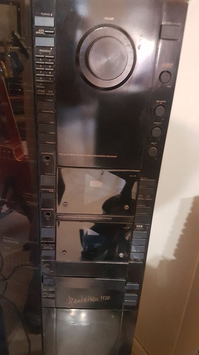 Amplficador Manhatan 1100.CD, RADI,PLETINAS