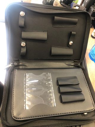 Portatijeras y peines Nuevo Barberia, peluquer