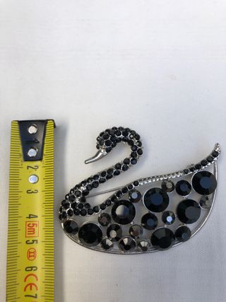 Broche de plata grande Cisne negro