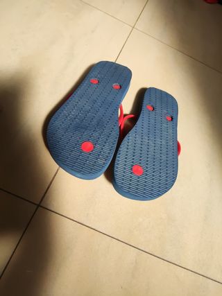 Chanclas Havaianas como nuevas. Toy Story