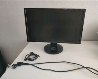 Monitor gaming asus  144hz VG248 NEGOCIABLE
