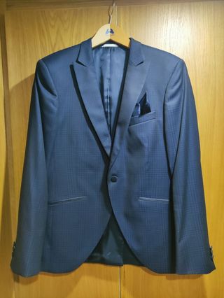 Traje de novio marca Protocolo