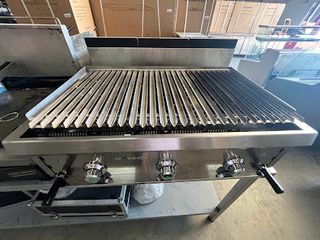 Barbacoa a gas elevable