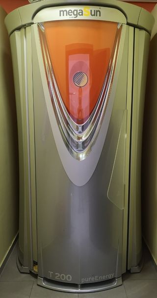 Solárium MEGASUN T2OO PURE ENERGY
