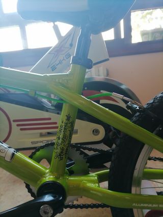 bicicleta BMX