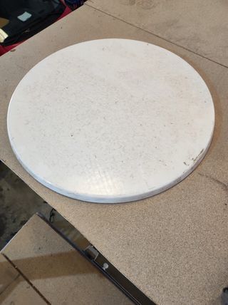 tarima circular mesa cóctel