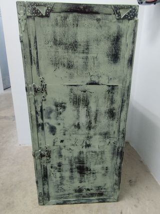 ANTIGUO Y BONITO MUEBLE