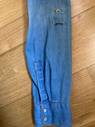 Cazadora vaquera de Stradivarius