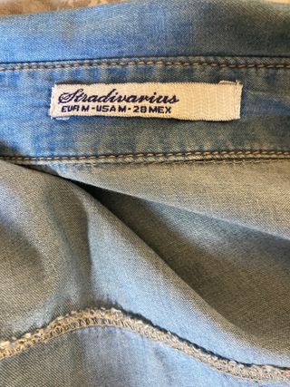 Cazadora vaquera de Stradivarius
