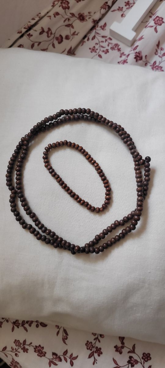 Collana e bracciale marroni