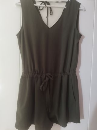 Mono corto de tirantes