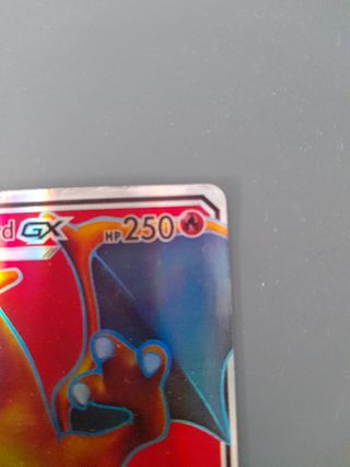Carta Pokémon Charizard GX