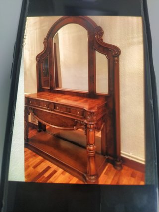 Urge vender Mueble Neoclásico