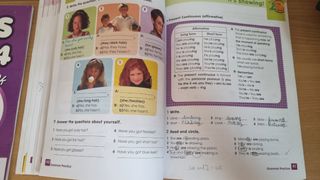 Smileys 4 Primaria Edebè ISBN  9781471524653