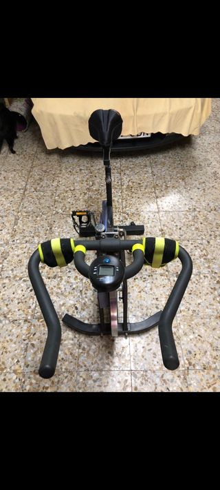 Bicicleta spinning Cups