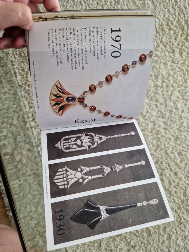 Catálogo Portfolio joyas BULGARI 2012