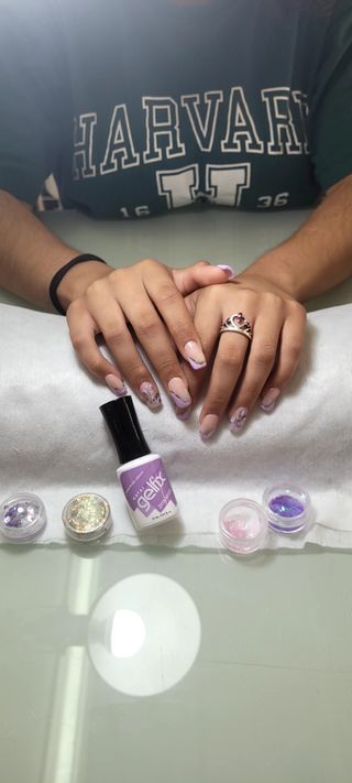 azu nails estudio contacta conmigo 689 12 50 62 