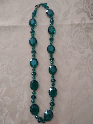 Collana donna in vetro verde smeraldo 
