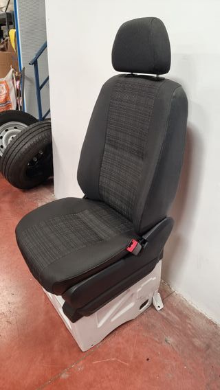 Asiento individual copiloto Mercedes sprinter,