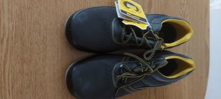 Zapatos seguridad talla 45