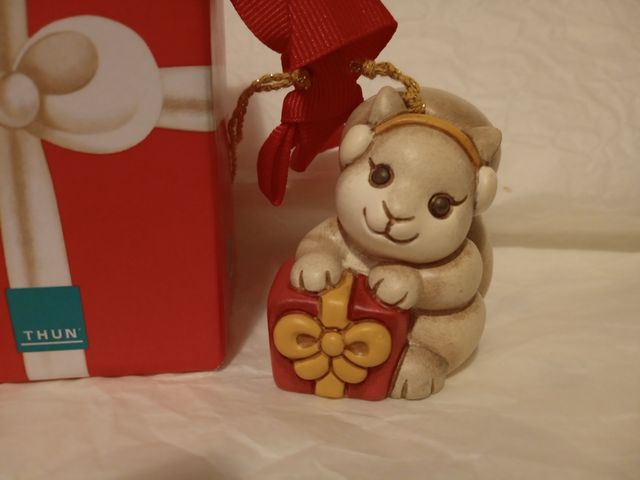 Addobbo scoiattolo con pacco Natale thun