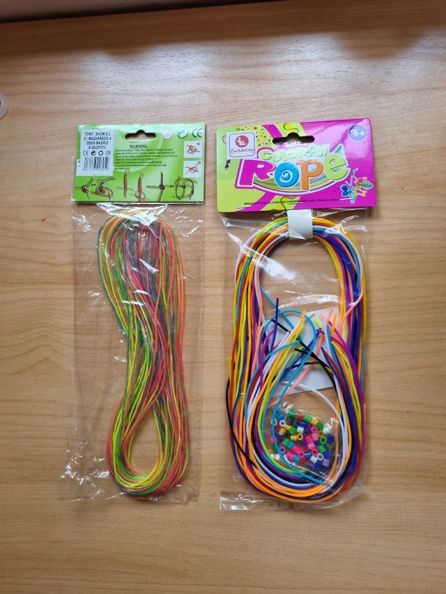 Hilos de plástico para pulseras