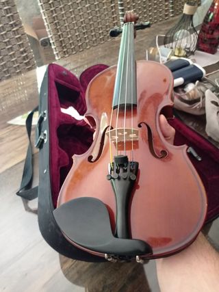 Violín 1/2 impecable