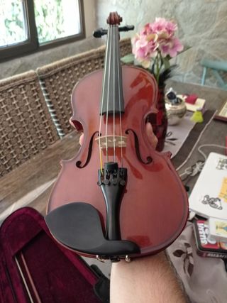Violín 1/2 impecable